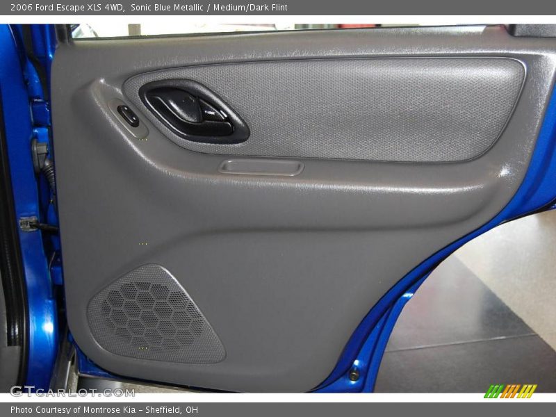 Sonic Blue Metallic / Medium/Dark Flint 2006 Ford Escape XLS 4WD