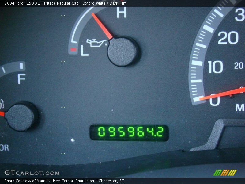 Oxford White / Dark Flint 2004 Ford F150 XL Heritage Regular Cab