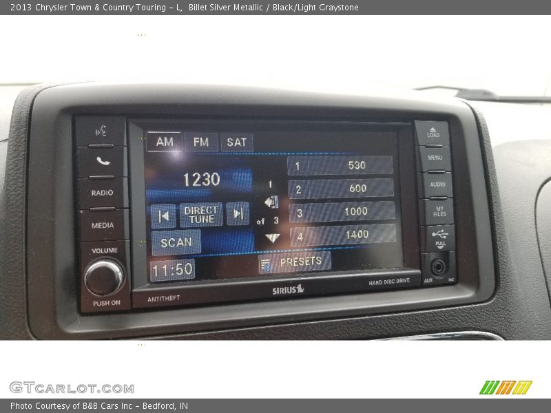 Billet Silver Metallic / Black/Light Graystone 2013 Chrysler Town & Country Touring - L