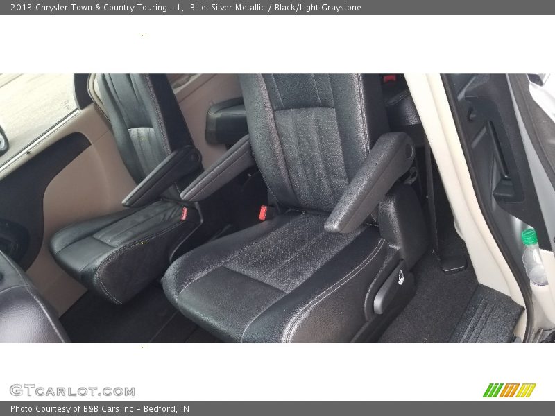 Billet Silver Metallic / Black/Light Graystone 2013 Chrysler Town & Country Touring - L