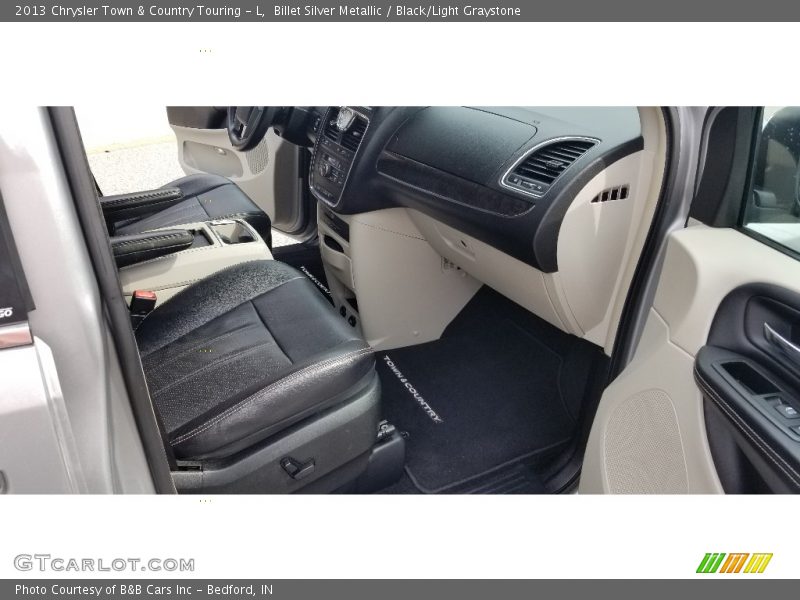 Billet Silver Metallic / Black/Light Graystone 2013 Chrysler Town & Country Touring - L