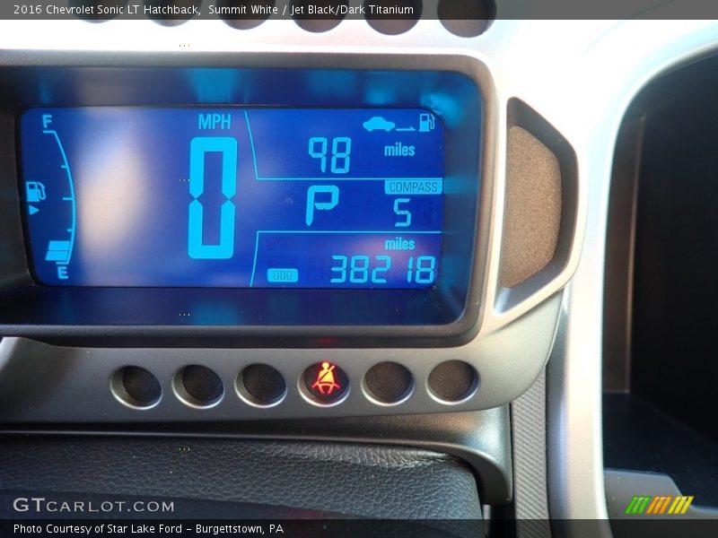 Summit White / Jet Black/Dark Titanium 2016 Chevrolet Sonic LT Hatchback