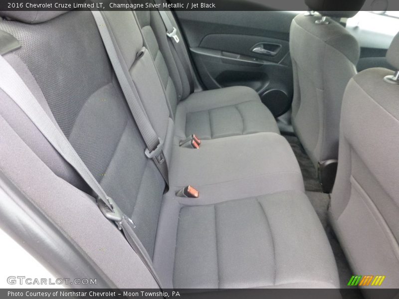 Champagne Silver Metallic / Jet Black 2016 Chevrolet Cruze Limited LT