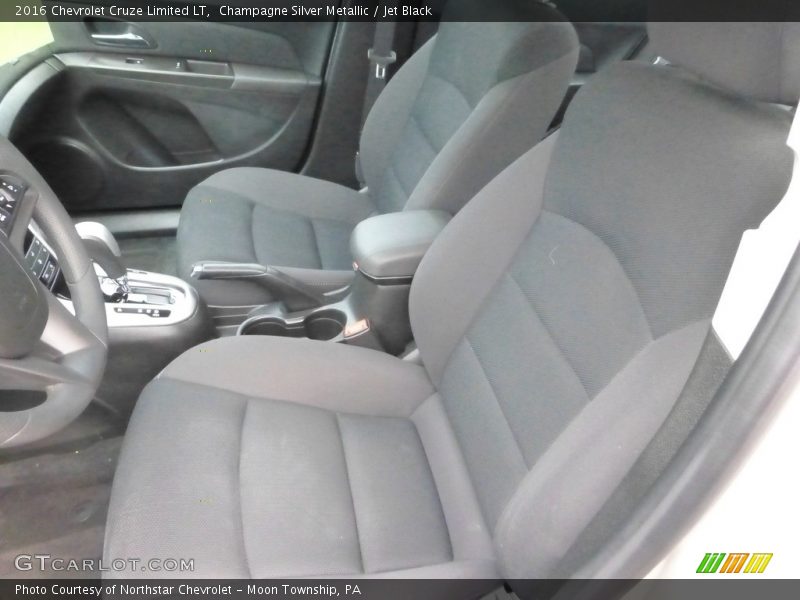 Champagne Silver Metallic / Jet Black 2016 Chevrolet Cruze Limited LT