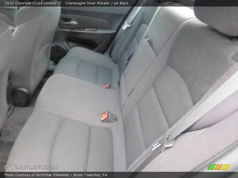 Champagne Silver Metallic / Jet Black 2016 Chevrolet Cruze Limited LT