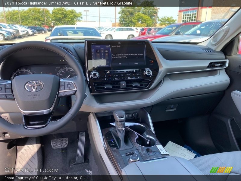 Celestial Silver Metallic / Graphite 2020 Toyota Highlander Limited AWD
