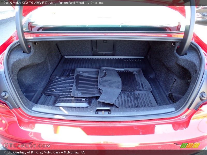  2019 S60 T6 AWD R Design Trunk