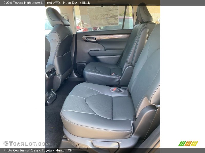 Moon Dust / Black 2020 Toyota Highlander Limited AWD