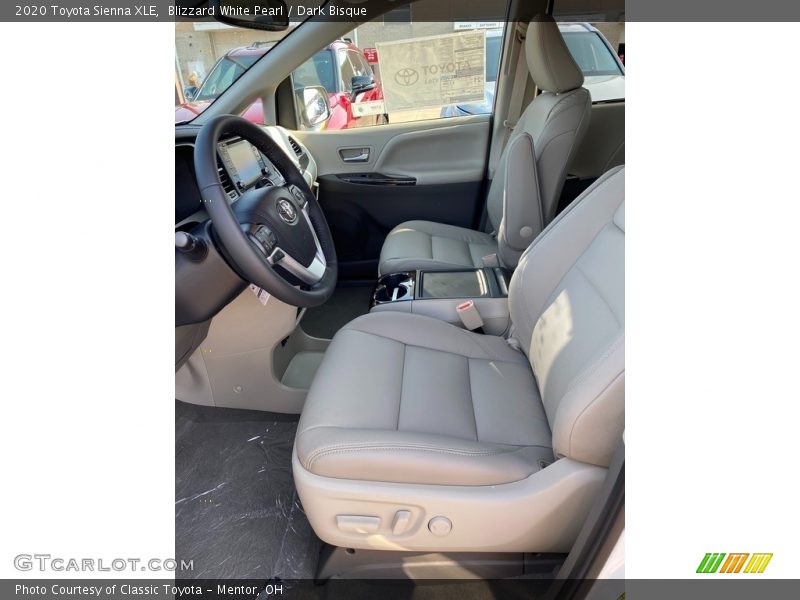 Blizzard White Pearl / Dark Bisque 2020 Toyota Sienna XLE