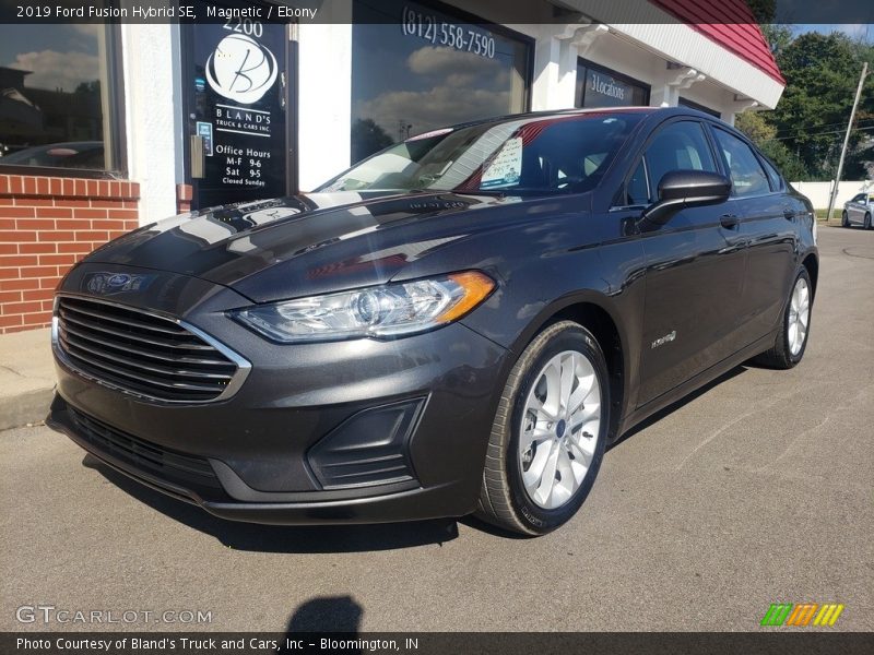 Magnetic / Ebony 2019 Ford Fusion Hybrid SE