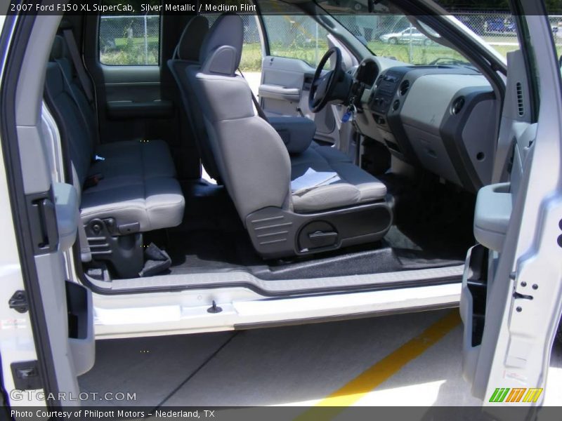 Silver Metallic / Medium Flint 2007 Ford F150 XL SuperCab