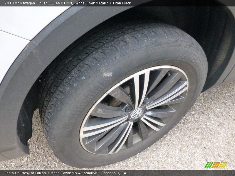 White Silver Metallic / Titan Black 2018 Volkswagen Tiguan SEL 4MOTION