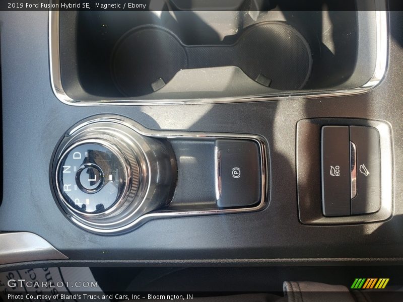 Magnetic / Ebony 2019 Ford Fusion Hybrid SE