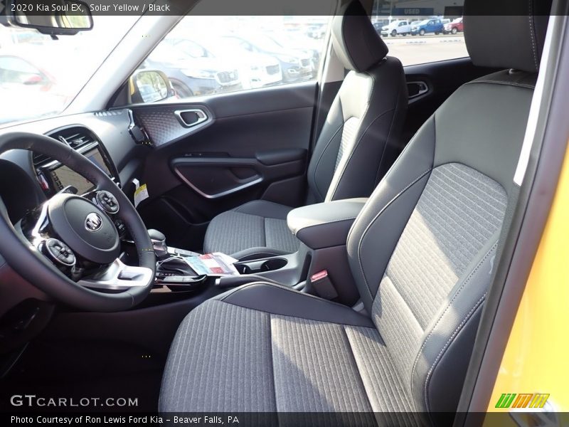 Front Seat of 2020 Soul EX