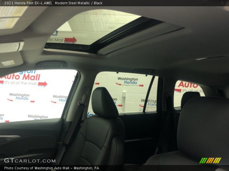 Modern Steel Metallic / Black 2021 Honda Pilot EX-L AWD