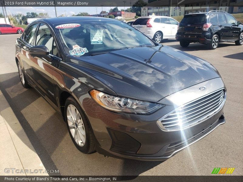 Magnetic / Ebony 2019 Ford Fusion Hybrid SE