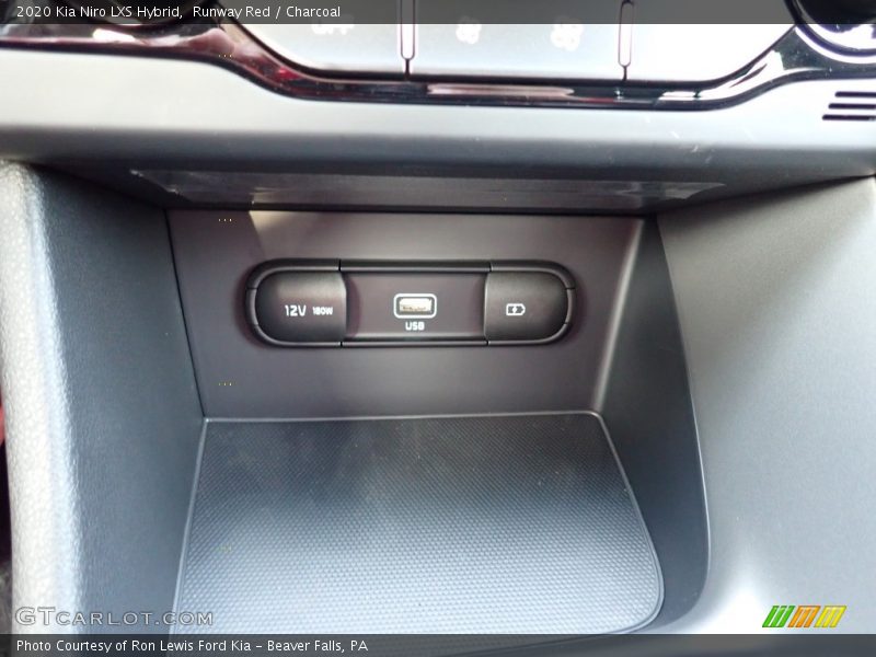 Runway Red / Charcoal 2020 Kia Niro LXS Hybrid