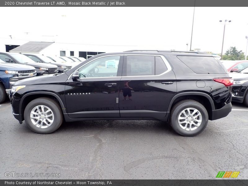 Mosaic Black Metallic / Jet Black 2020 Chevrolet Traverse LT AWD