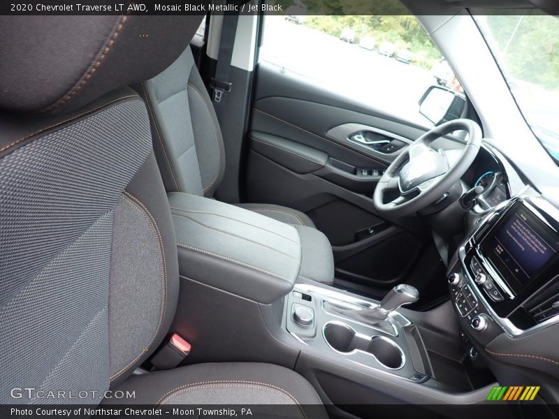 Mosaic Black Metallic / Jet Black 2020 Chevrolet Traverse LT AWD
