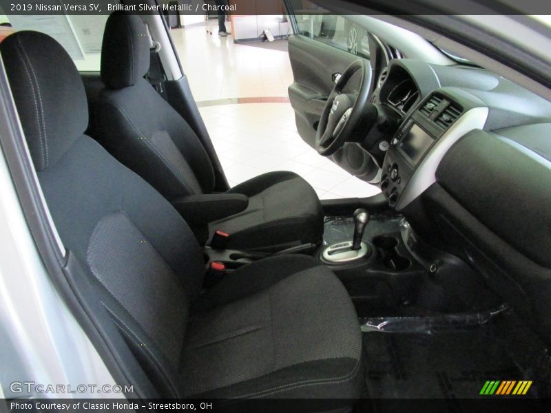 Brilliant Silver Metallic / Charcoal 2019 Nissan Versa SV