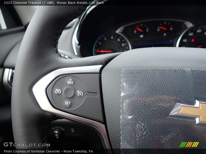 Mosaic Black Metallic / Jet Black 2020 Chevrolet Traverse LT AWD