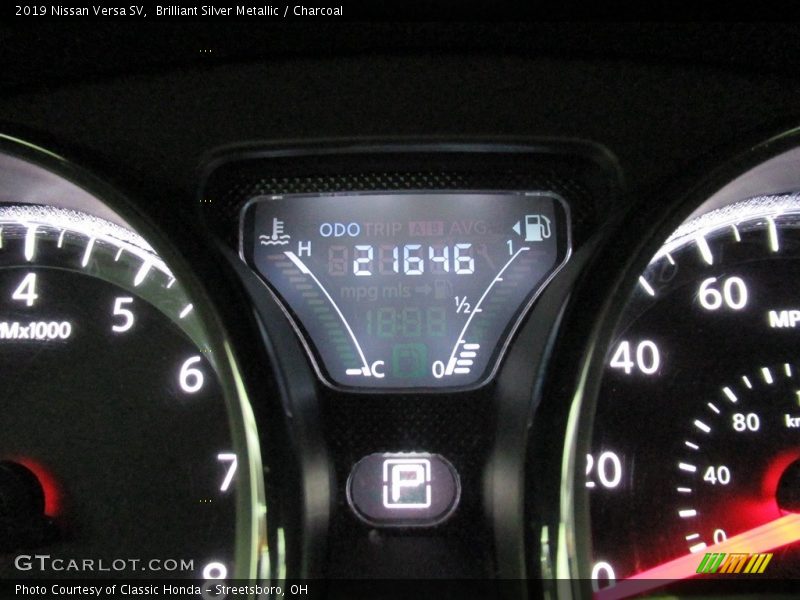 Brilliant Silver Metallic / Charcoal 2019 Nissan Versa SV