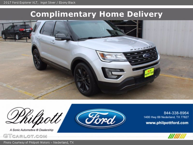 Ingot Silver / Ebony Black 2017 Ford Explorer XLT