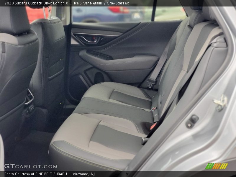 Ice Silver Metallic / Gray StarTex 2020 Subaru Outback Onyx Edition XT