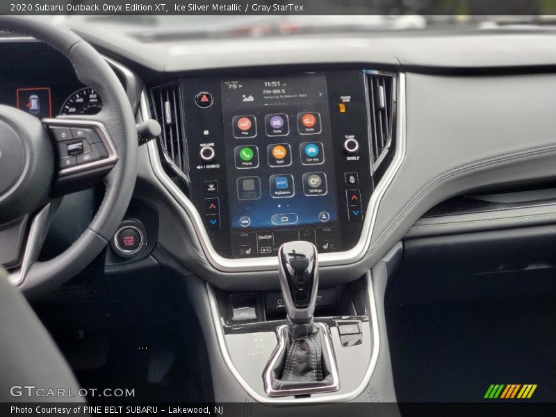 Ice Silver Metallic / Gray StarTex 2020 Subaru Outback Onyx Edition XT