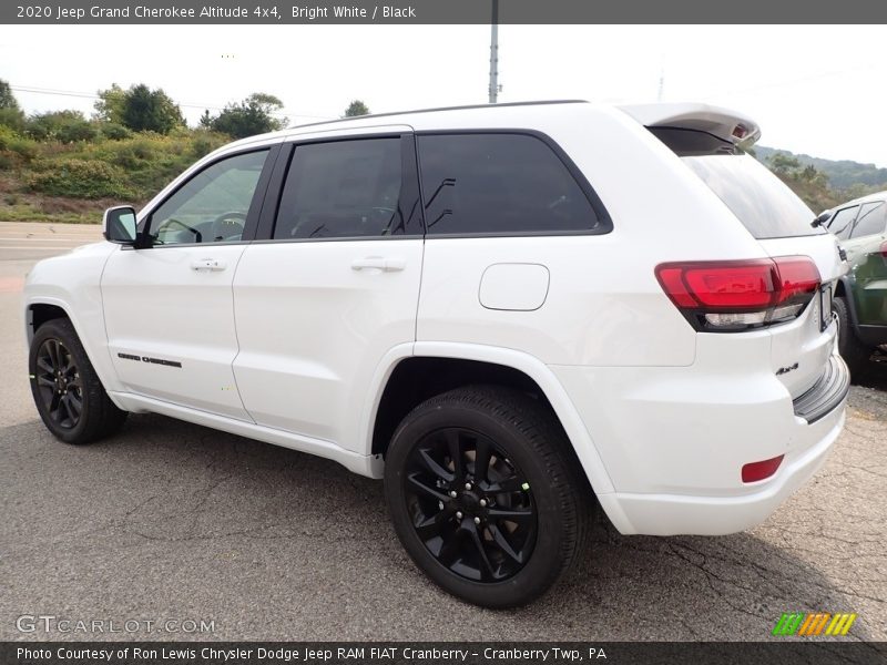 Bright White / Black 2020 Jeep Grand Cherokee Altitude 4x4