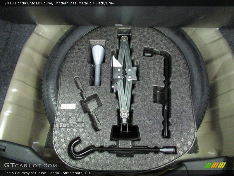 Modern Steel Metallic / Black/Gray 2018 Honda Civic LX Coupe