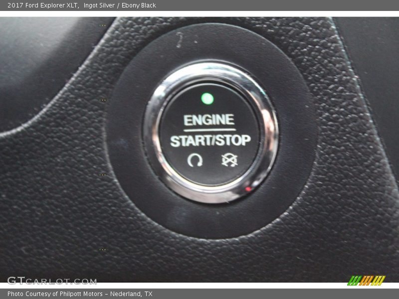 Ingot Silver / Ebony Black 2017 Ford Explorer XLT