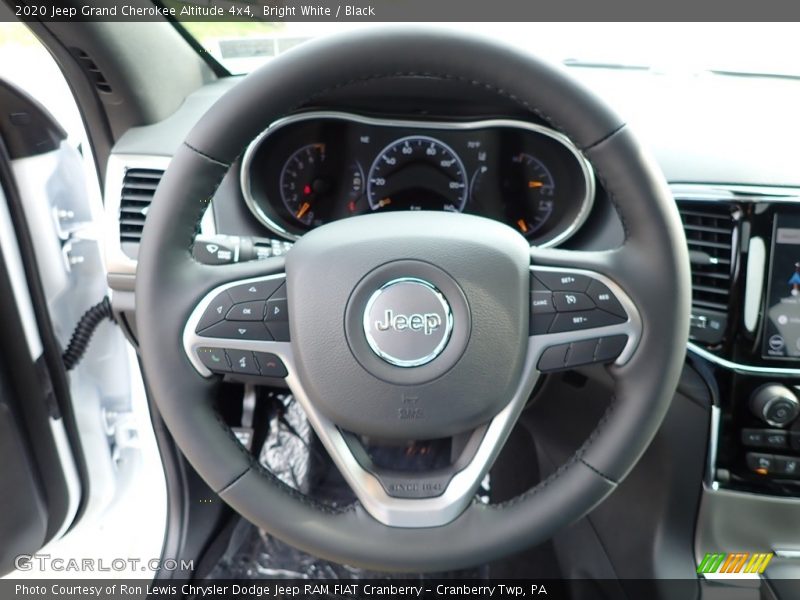 Bright White / Black 2020 Jeep Grand Cherokee Altitude 4x4