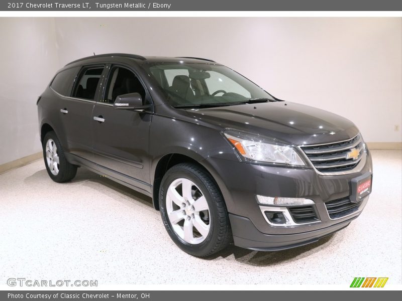 Tungsten Metallic / Ebony 2017 Chevrolet Traverse LT