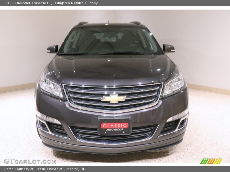 Tungsten Metallic / Ebony 2017 Chevrolet Traverse LT