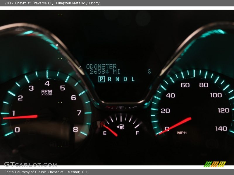 Tungsten Metallic / Ebony 2017 Chevrolet Traverse LT