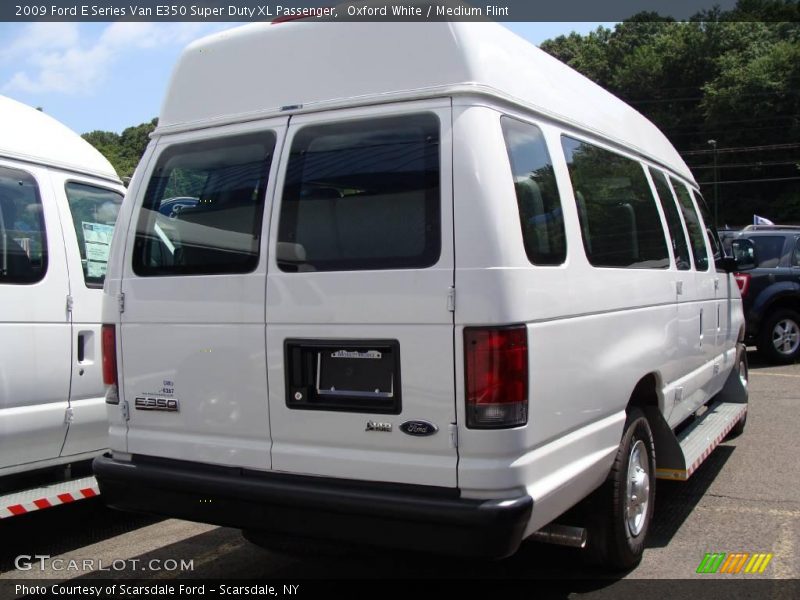 Oxford White / Medium Flint 2009 Ford E Series Van E350 Super Duty XL Passenger