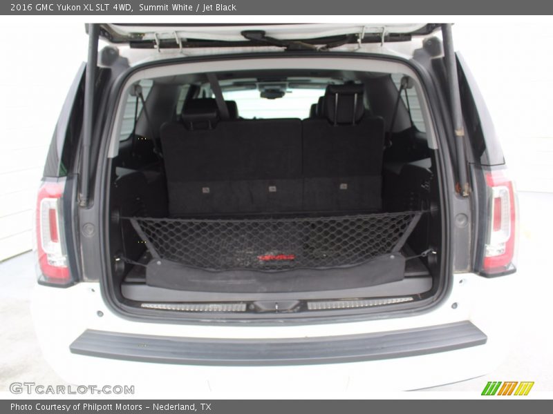 Summit White / Jet Black 2016 GMC Yukon XL SLT 4WD