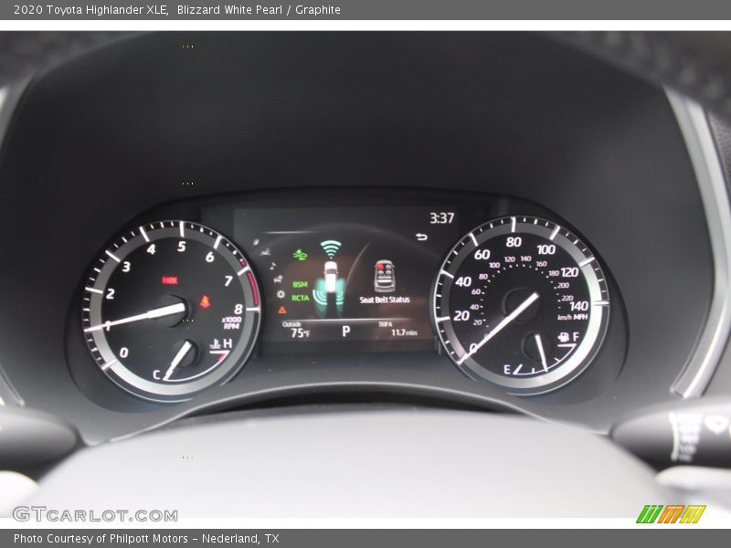 Blizzard White Pearl / Graphite 2020 Toyota Highlander XLE