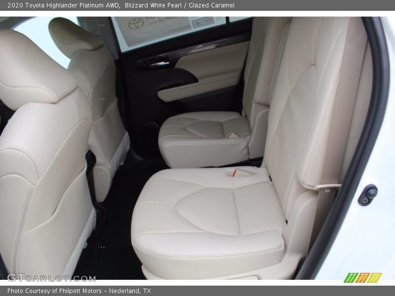Blizzard White Pearl / Glazed Caramel 2020 Toyota Highlander Platinum AWD