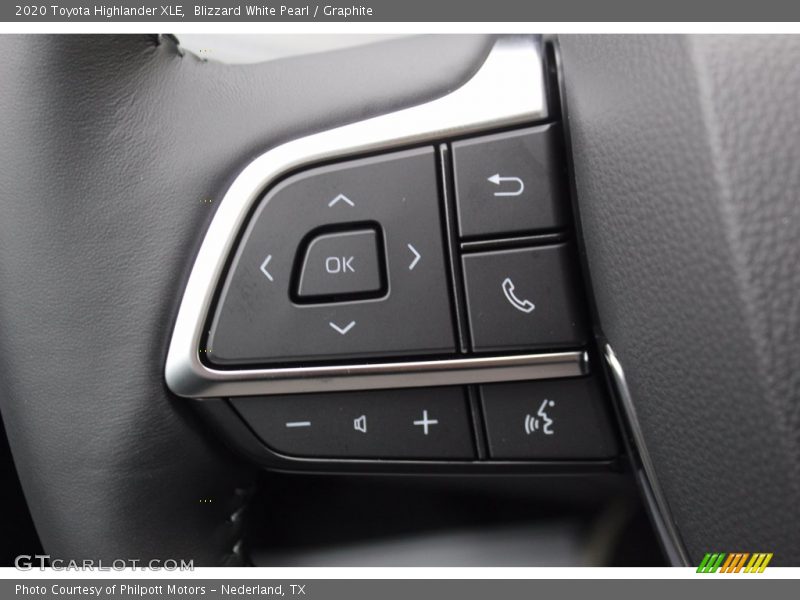 Blizzard White Pearl / Graphite 2020 Toyota Highlander XLE