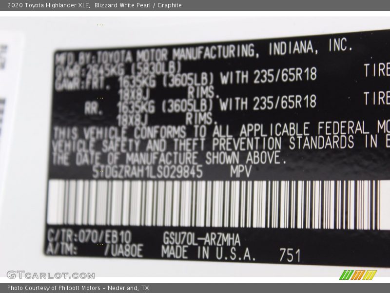 Blizzard White Pearl / Graphite 2020 Toyota Highlander XLE