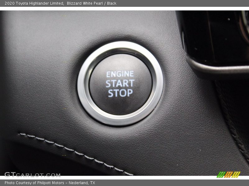 Blizzard White Pearl / Black 2020 Toyota Highlander Limited