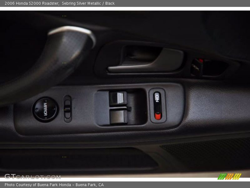 Sebring Silver Metallic / Black 2006 Honda S2000 Roadster