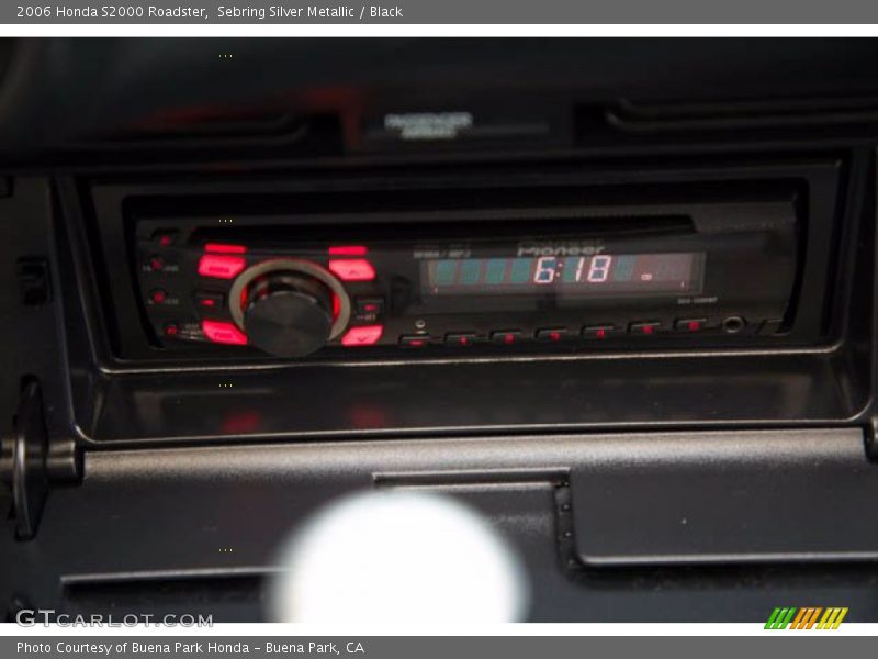 Sebring Silver Metallic / Black 2006 Honda S2000 Roadster