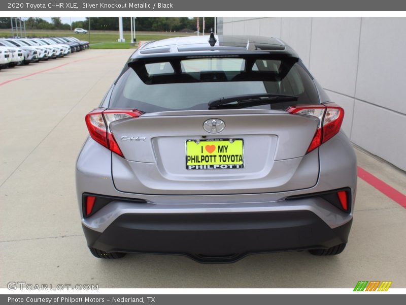 Silver Knockout Metallic / Black 2020 Toyota C-HR XLE