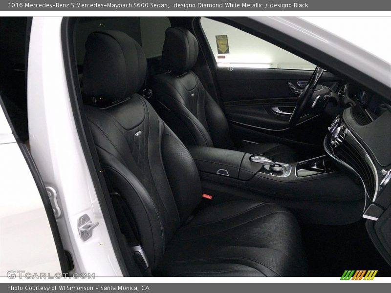 designo Diamond White Metallic / designo Black 2016 Mercedes-Benz S Mercedes-Maybach S600 Sedan