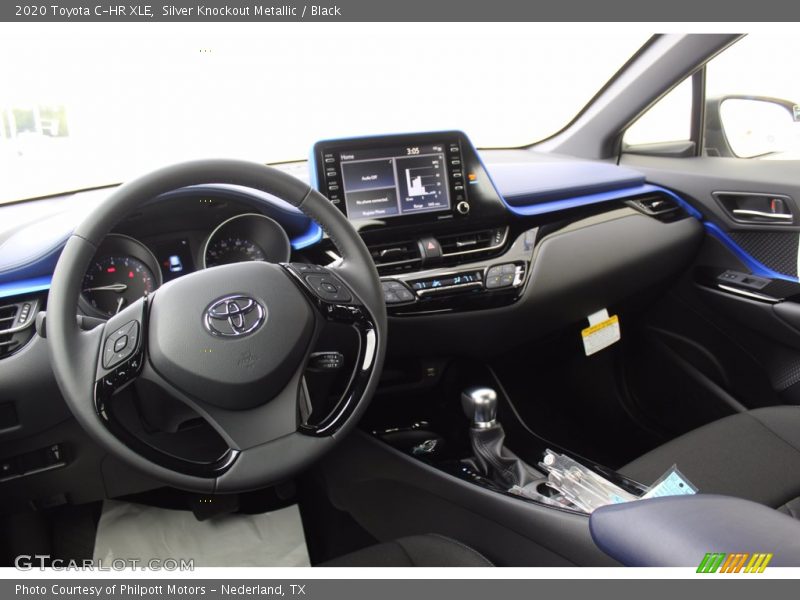 Silver Knockout Metallic / Black 2020 Toyota C-HR XLE