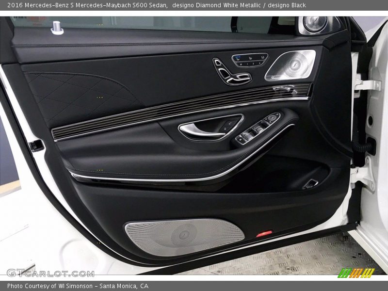 Door Panel of 2016 S Mercedes-Maybach S600 Sedan