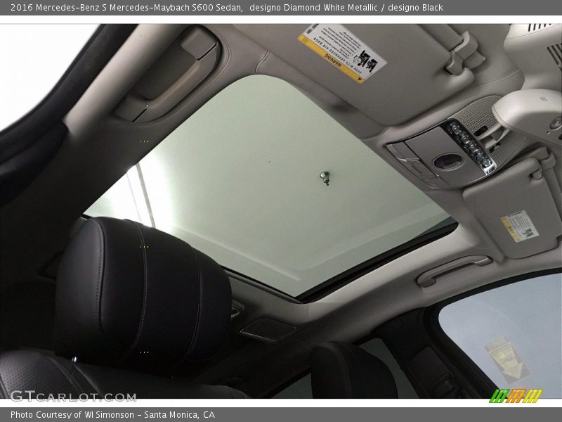 Sunroof of 2016 S Mercedes-Maybach S600 Sedan